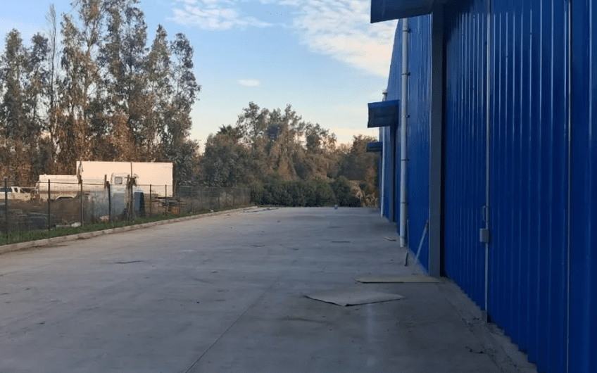 GALPON INDUSTRIAL LAMPA  1800 M2