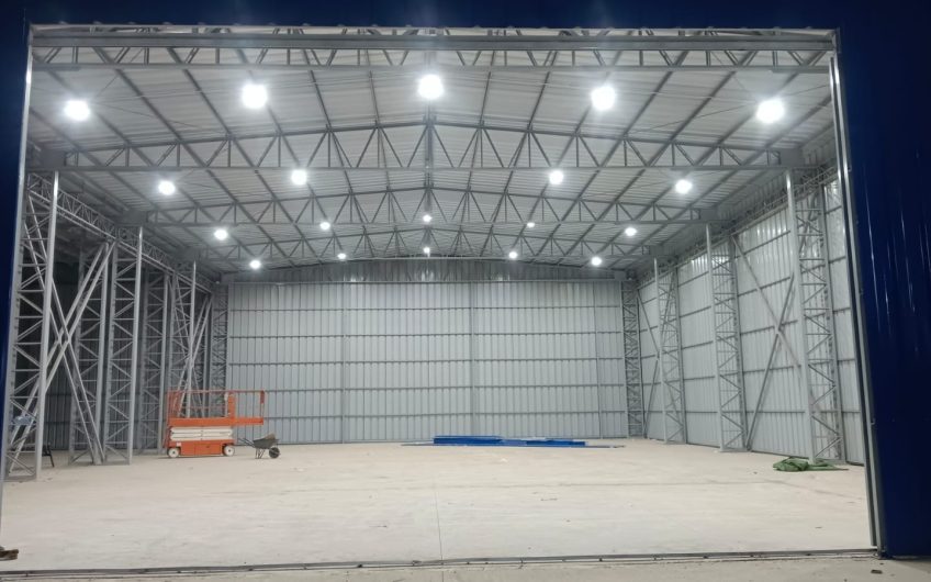 GALPON INDUSTRIAL LAMPA  1800 M2