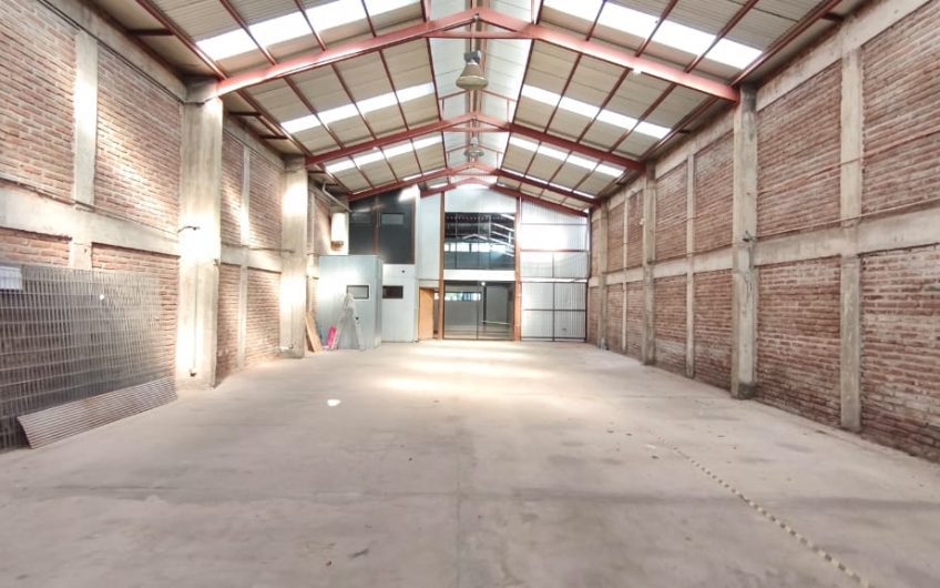 BODEGA COMERCIAL RECOLETA ARRIENDO