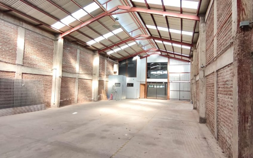 BODEGA COMERCIAL RECOLETA ARRIENDO