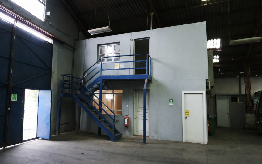 Galpón Industrial en Arriendo Quinta Normal,