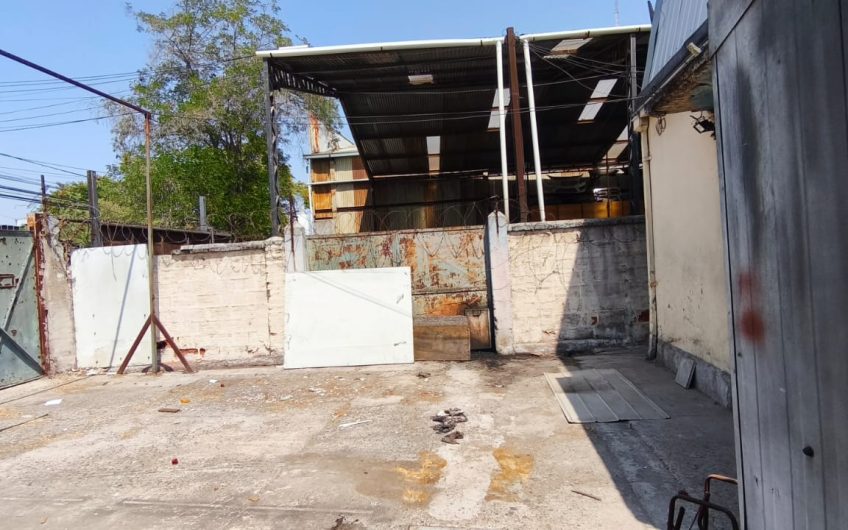 PROPIEDAD INDUSTRIAL EN VENTA INDEPENDENCIA