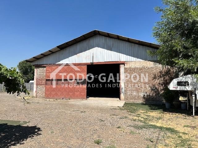 Galpón Industrial en Arriendo con Gran Patio en Huechuraba |  2.500 m²