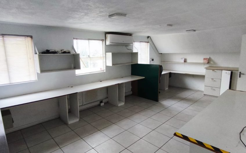 BODEGA INDUSTRIAL Y COMERCIAL ARRIENDO RECOLETA