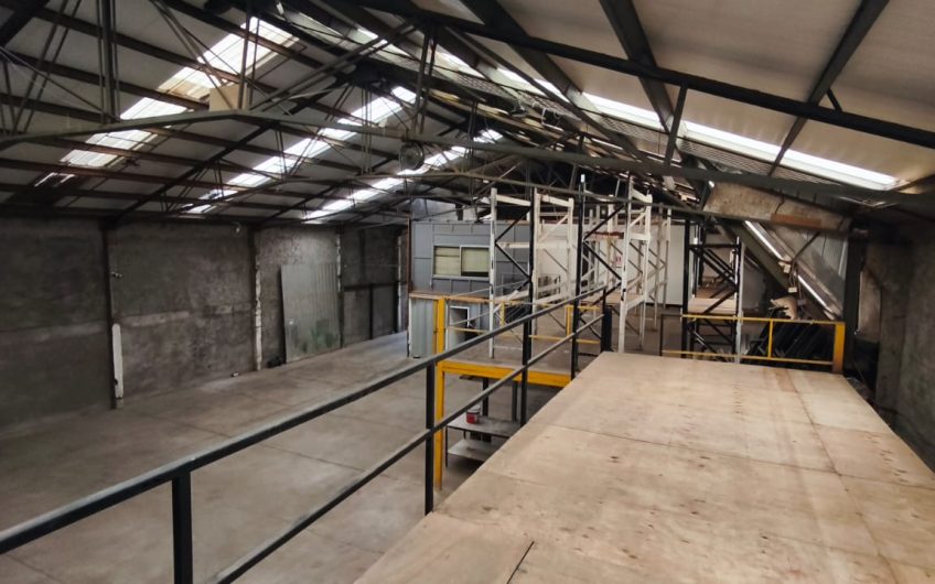 BODEGA INDUSTRIAL Y COMERCIAL ARRIENDO RECOLETA