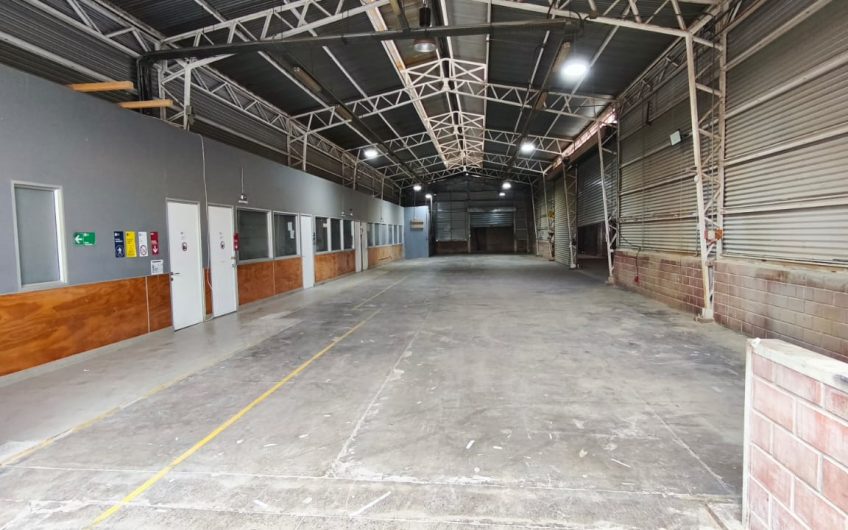 GALPON  ARRIENDO SAN MIGUEL 1000 M2 TERRENO.