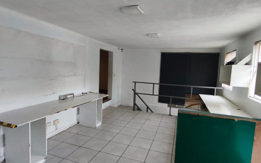 BODEGA INDUSTRIAL Y COMERCIAL ARRIENDO RECOLETA