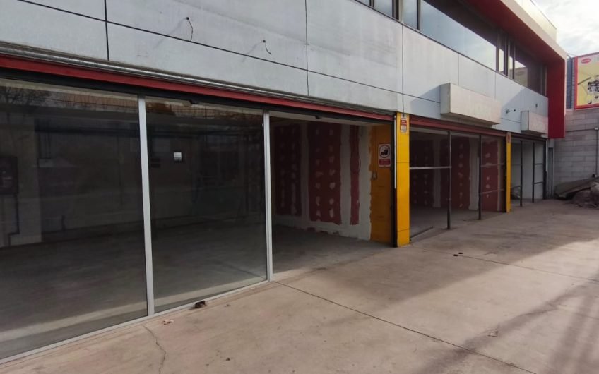 LOCAL COMERCIAL Y OFICINAS ARRIENDO
