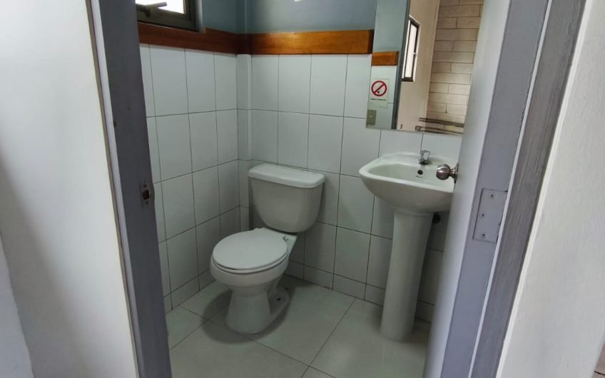 LOCAL COMERCIAL Y OFICINAS ARRIENDO