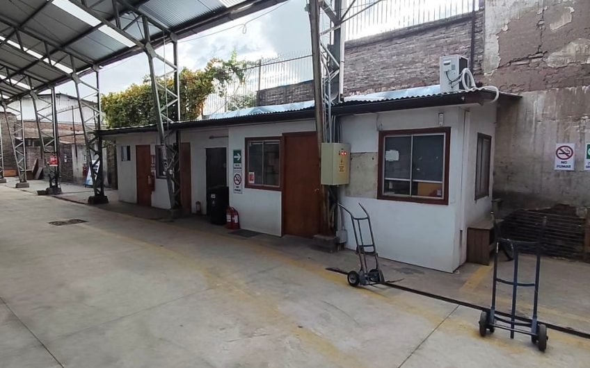 GALPÓN INDUSTRIAL ARRIENDO QUINTA NORMAL 900 M2