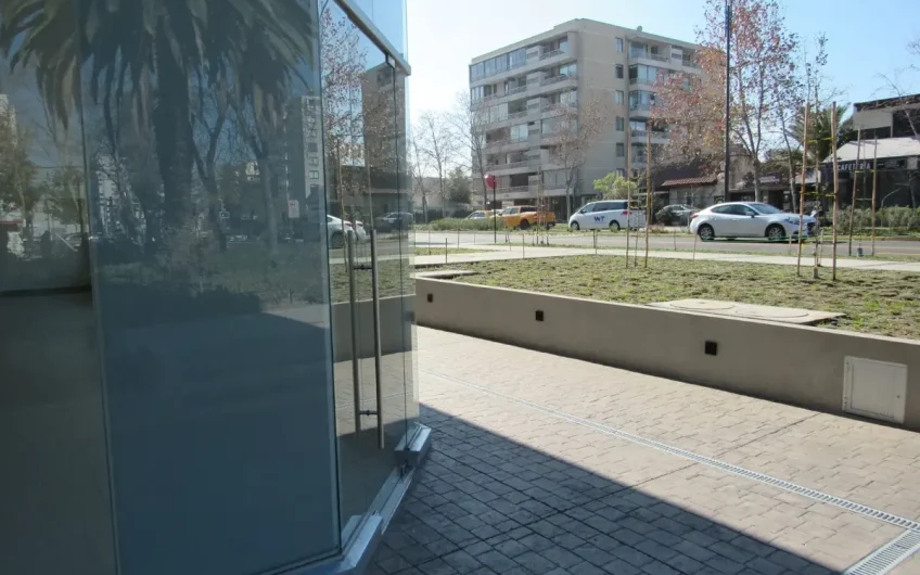 LOCAL COMERCIAL LOS LEONES  PROVIDENCIA 280 M2 ARRIENDO