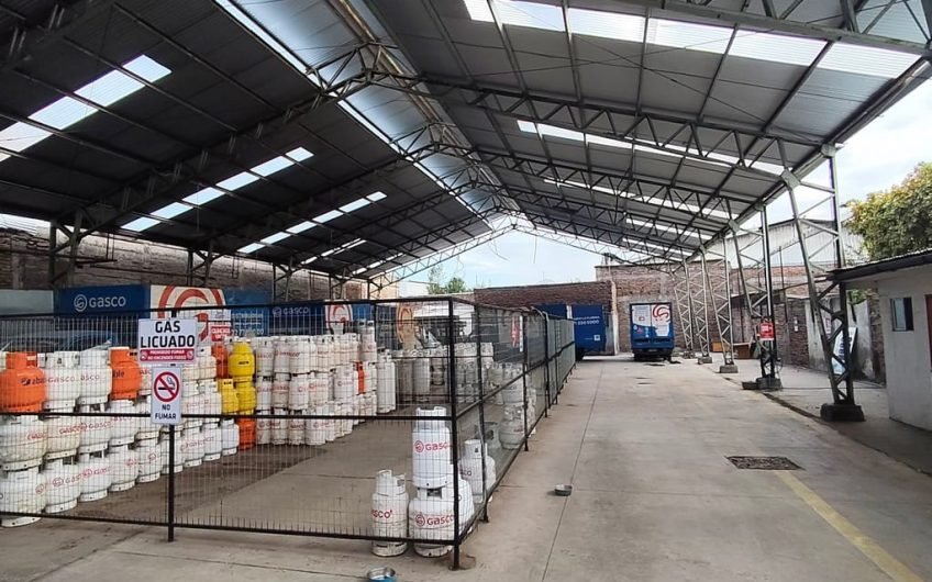 GALPÓN INDUSTRIAL ARRIENDO QUINTA NORMAL 900 M2