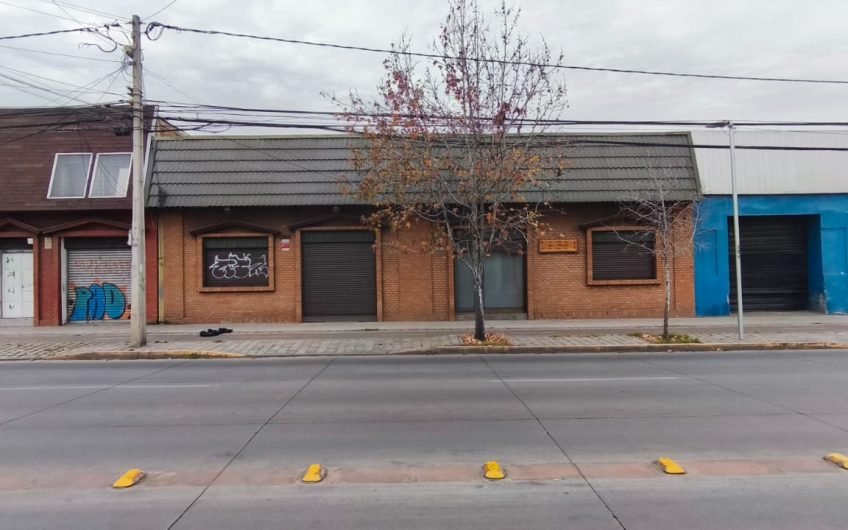 LOCAL COMERCIAL Y OFICINA  SANTIAGO